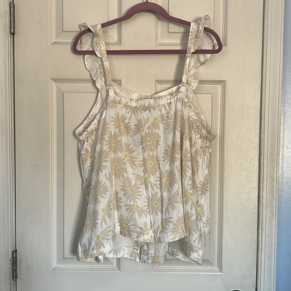 NWT Torrid Double Gauze Ruffle Button Front Tank Top daisy daydream - Picture 7 of 10
